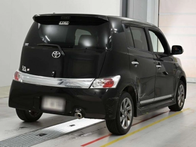 TOYOTA BB
