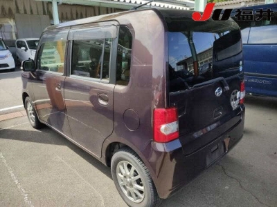 DAIHATSU MOVE CONTE