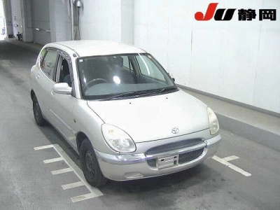 TOYOTA DUET