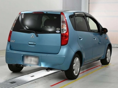 MITSUBISHI COLT