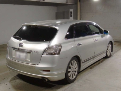 TOYOTA MARK X ZIO