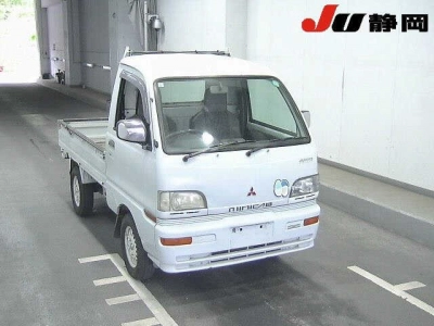 MITSUBISHI MINICAB