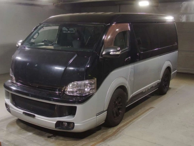 TOYOTA HIACE WAGON