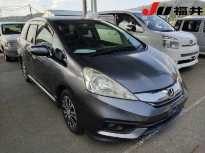 HONDA FIT SHUTTLE HYBRID