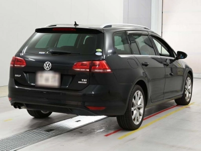 VOLKSWAGEN GOLF VARIANT