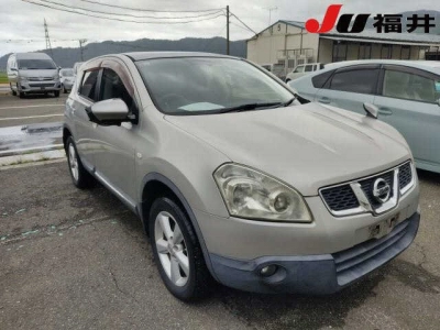 NISSAN DUALIS