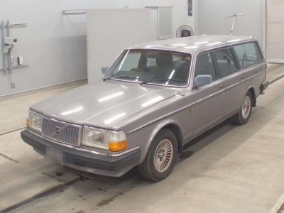 VOLVO 240 WAGON