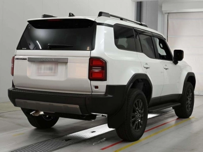 TOYOTA LAND CRUISER 250