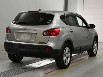 NISSAN DUALIS