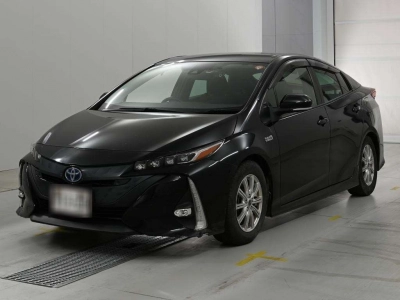 TOYOTA PRIUS PHV
