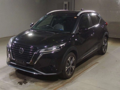 NISSAN KICKS