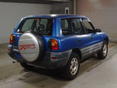 TOYOTA RAV4 L