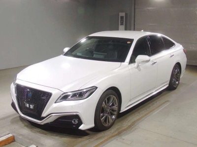 TOYOTA CROWN HYBRID