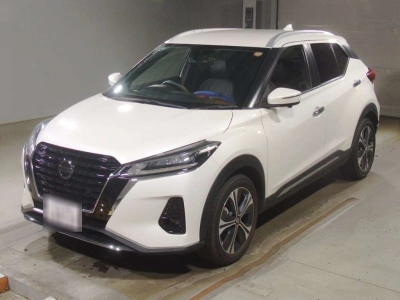 NISSAN KICKS