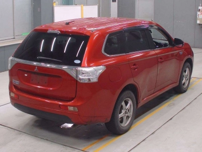 MITSUBISHI OUTLANDER PHEV