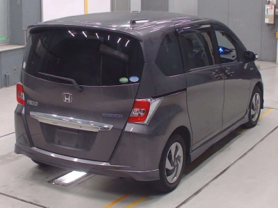 HONDA FREED HYBRID