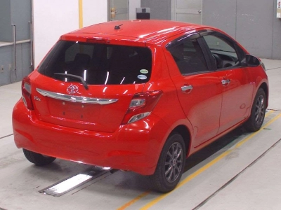 TOYOTA VITZ
