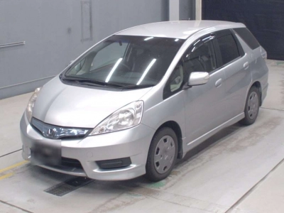 HONDA FIT SHUTTLE HYBRID