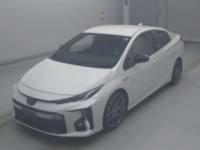 TOYOTA PRIUS PHV