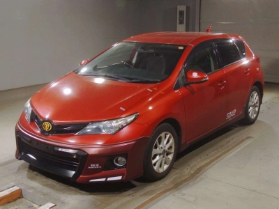 TOYOTA AURIS