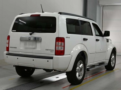 DODGE NITRO