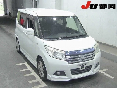 MITSUBISHI DELICA D:2