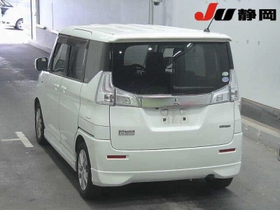 MITSUBISHI DELICA D:2