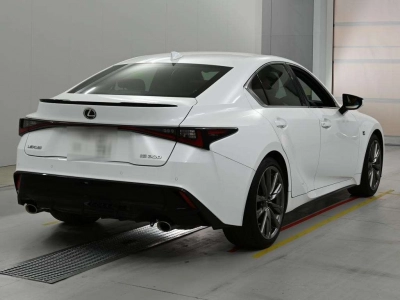 LEXUS IS