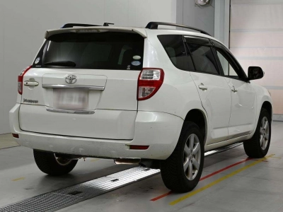 TOYOTA VANGUARD