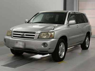 TOYOTA KLUGER