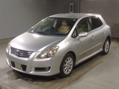 TOYOTA BLADE
