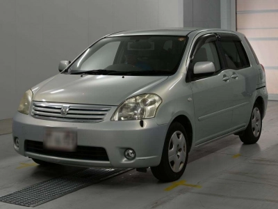 TOYOTA RAUM