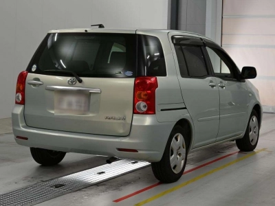 TOYOTA RAUM