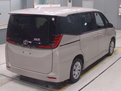 HONDA FREED + HYBRID