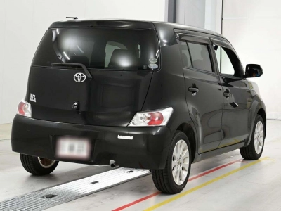 TOYOTA BB