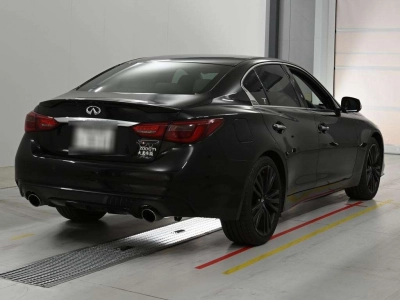 NISSAN SKYLINE