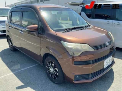 TOYOTA SPADE
