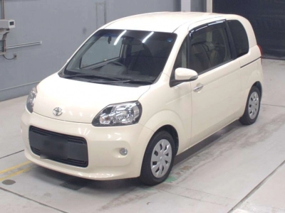 TOYOTA PORTE