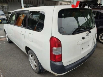 TOYOTA SUCCEED VAN