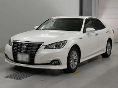 TOYOTA CROWN HYBRID