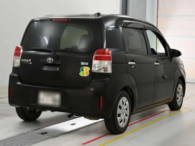 TOYOTA SPADE