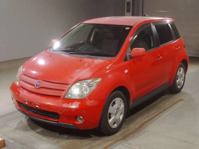 TOYOTA IST