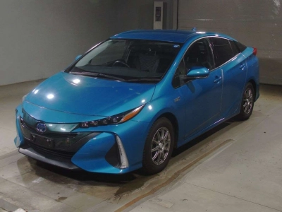 TOYOTA PRIUS PHV