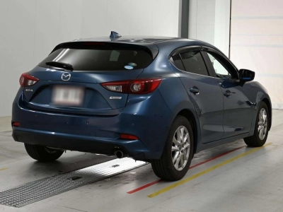 MAZDA AXELA SPORT