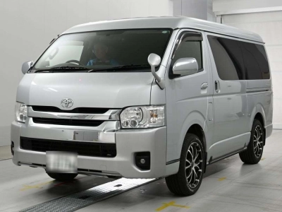 TOYOTA HIACE WAGON