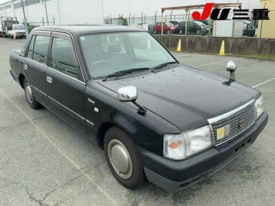 TOYOTA CROWN COMFORT