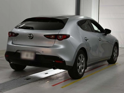 MAZDA MAZDA3 FASTBACK