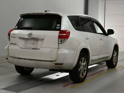 TOYOTA VANGUARD