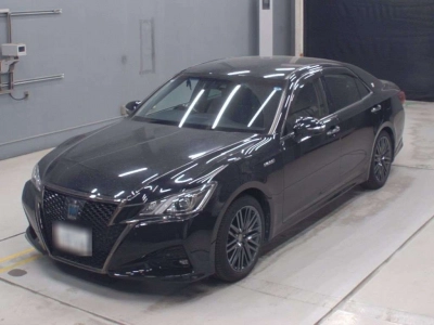 TOYOTA CROWN HYBRID