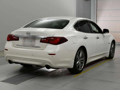 NISSAN FUGA HYBRID